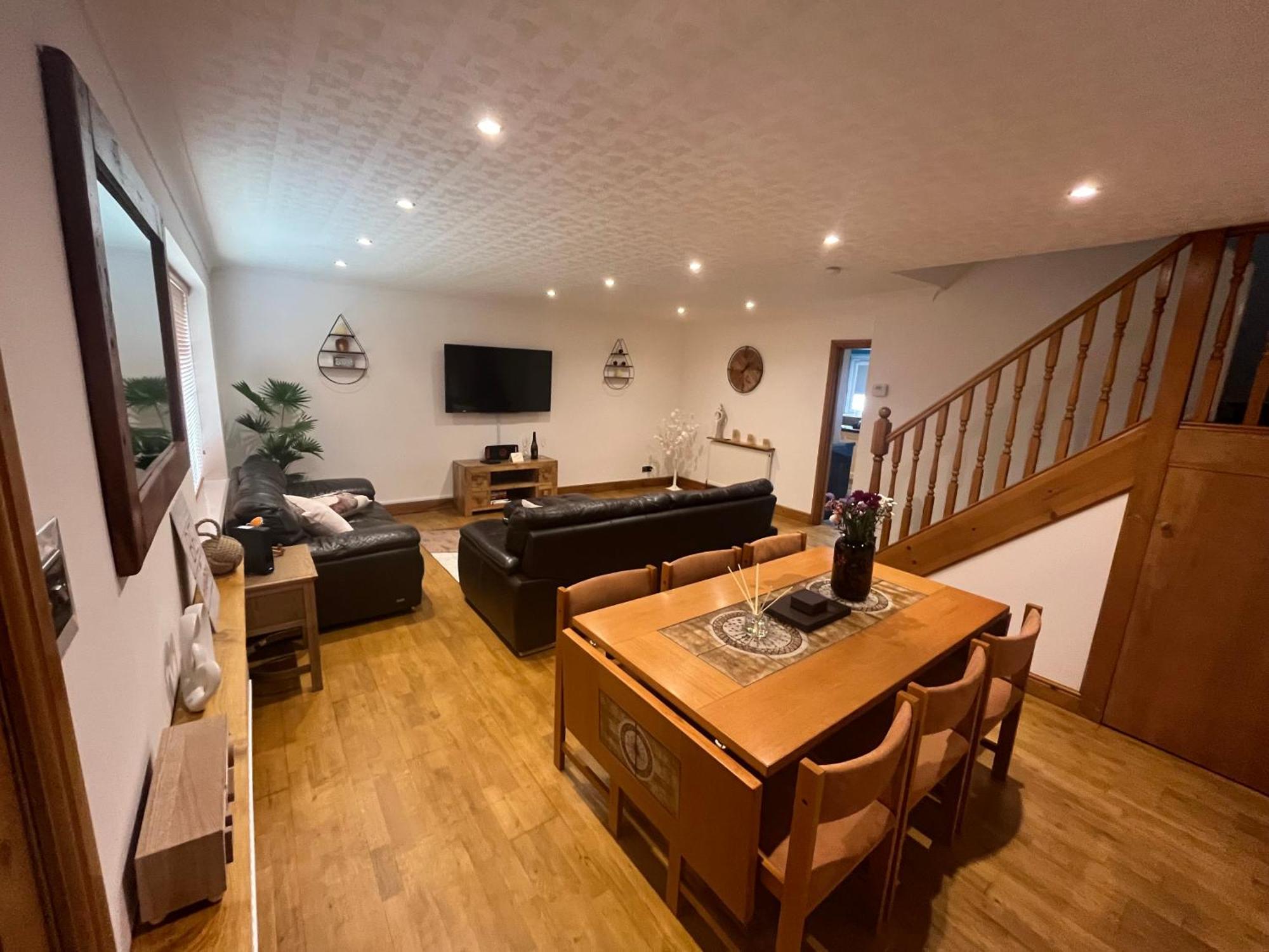 Wilford Charm Spacious 3Br Retreat In نوتينغهام المظهر الخارجي الصورة